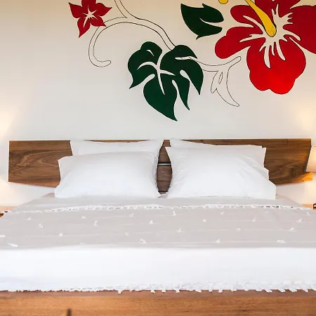 #flh - Barefoot Beachfront Bungalows Ormos Panagias